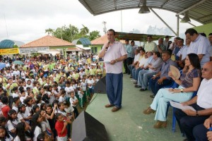 O governador Omar Aziz enfatizou que todos os servidores do Estado tiveram reajuste como forma de gerar oportunidade aos funcionários públicos