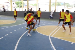 Quadra poliesportiva será útil para impulsionar o desporto e atividades escolares no município.