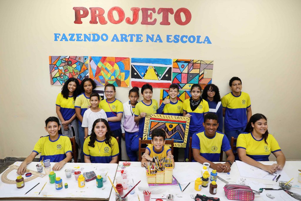 Alunos do Fazendo arte na escola_Foto_Euzivaldo Queiroz_Seduc