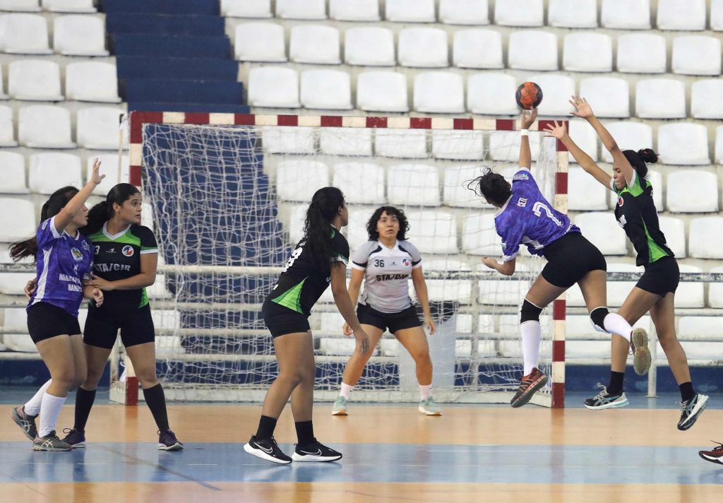 Disputa no Handebol_Foto_Euzivaldo Queiroz- Seduc (28)