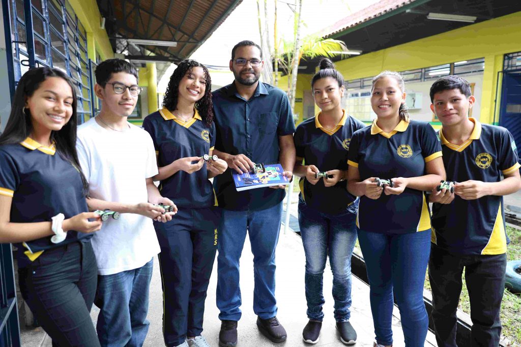 Educação_Alunos desolvem prototípos de mini carros movidos a energia solar_fotos_Eduardo Cavalcante_seduc_Am (6)