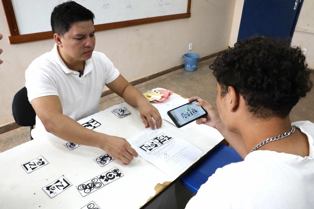 Educação_ Realidade Aumentada_ Professor Filadelfo Coelho_ Foto Euzivaldo Queiroz