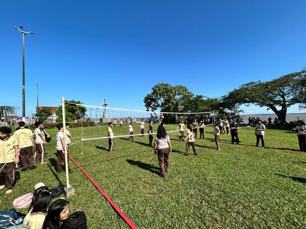 Dia de Prática Esportiva em Parintins