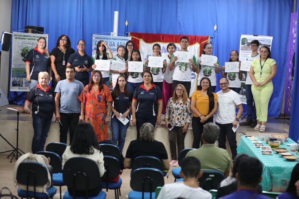 Educação_Novo Ensino Medio Presidente Figueiredo_foto Euzivaldo Queiroz_4