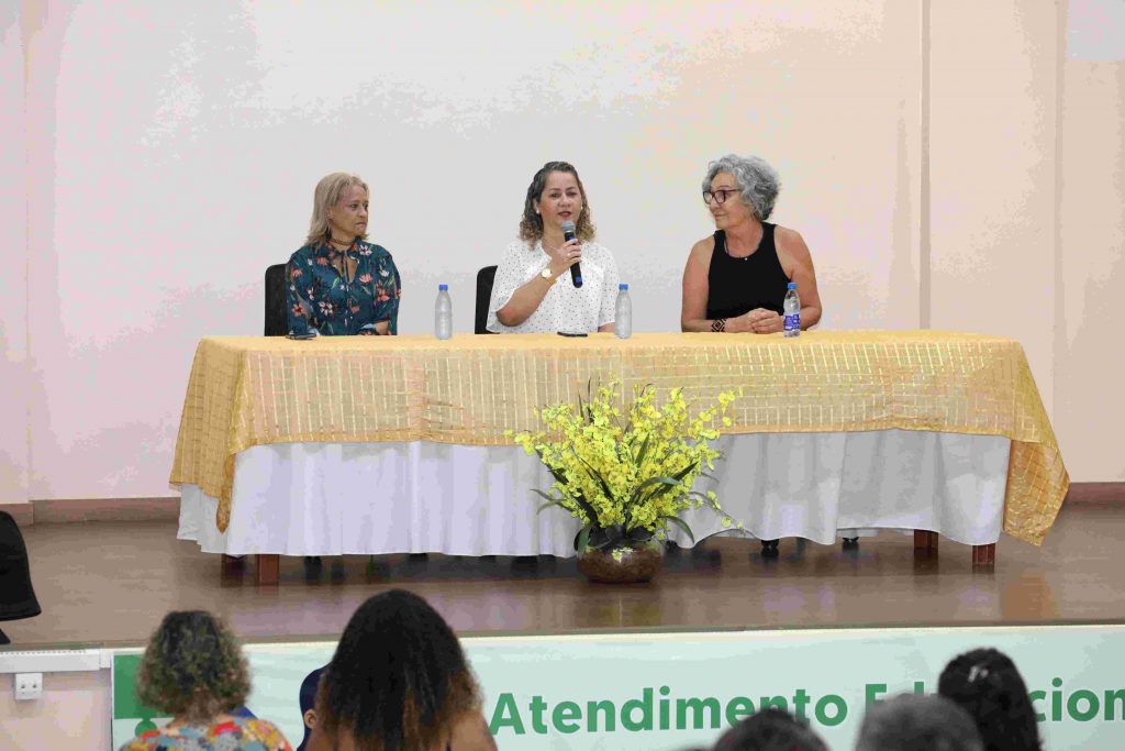 Educação_formação continuada INES e Secretaria de Educação_Foto_Euzivaldo Queiroz-Seduc (2)