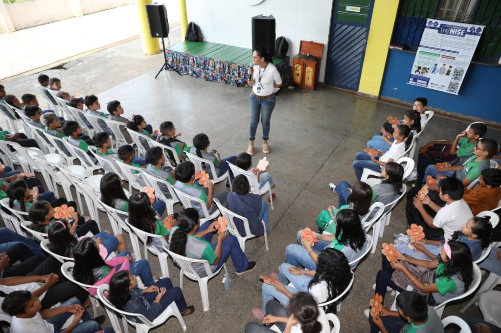 Educação_Palestra do NISE_foto_Euzivaldo Queiroz