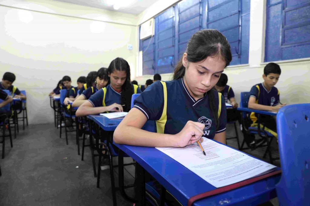 Educação_alunos em prova_foto_Euzivaldo Queiroz-Seduc (49)